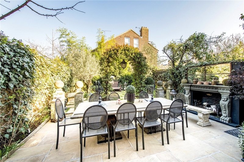 House for sale in Kingswood Avenue, Queen's Park, London, NW6 Aston